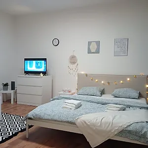 https://apt-apartman-brno-bystrc.brnohotels.org